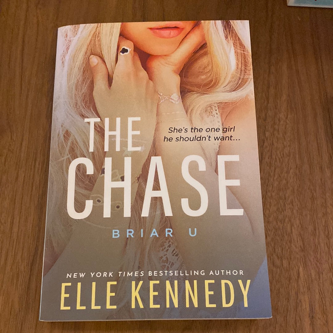 The chase by Elle Kennedy