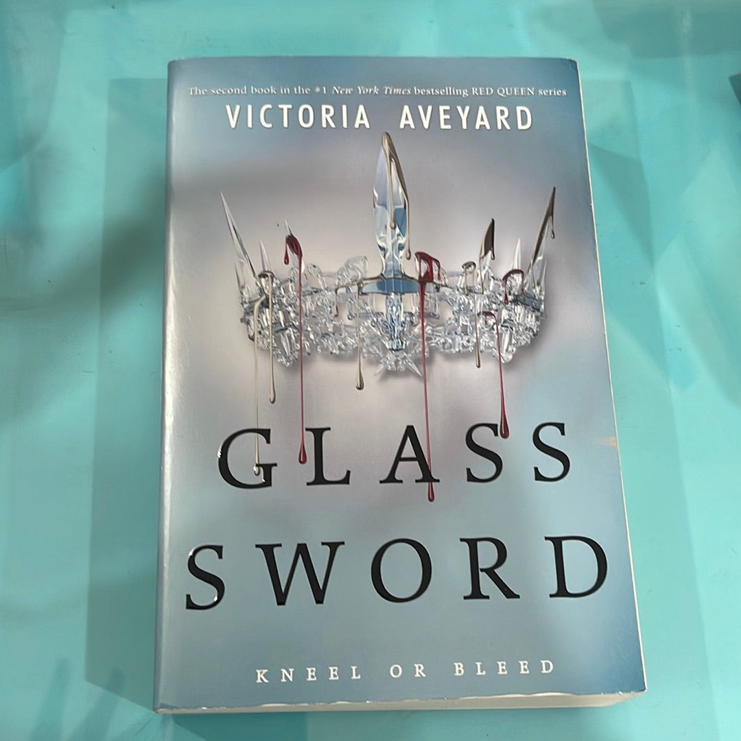 Glass sword ( red Queen 2 )