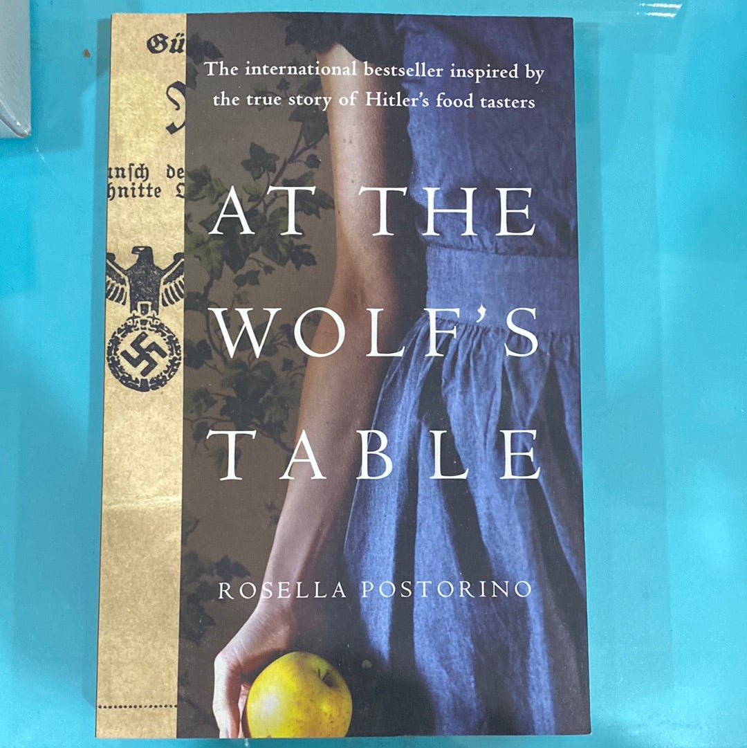 At the wolfs table