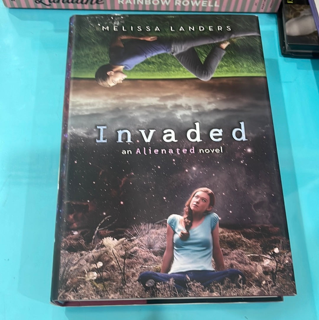 Invaded - Melissa landers