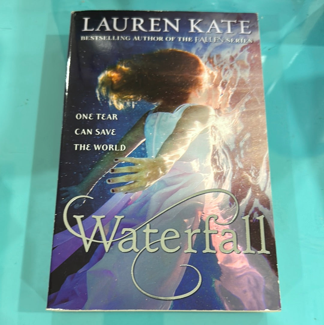 Water fall - Lauren Kate