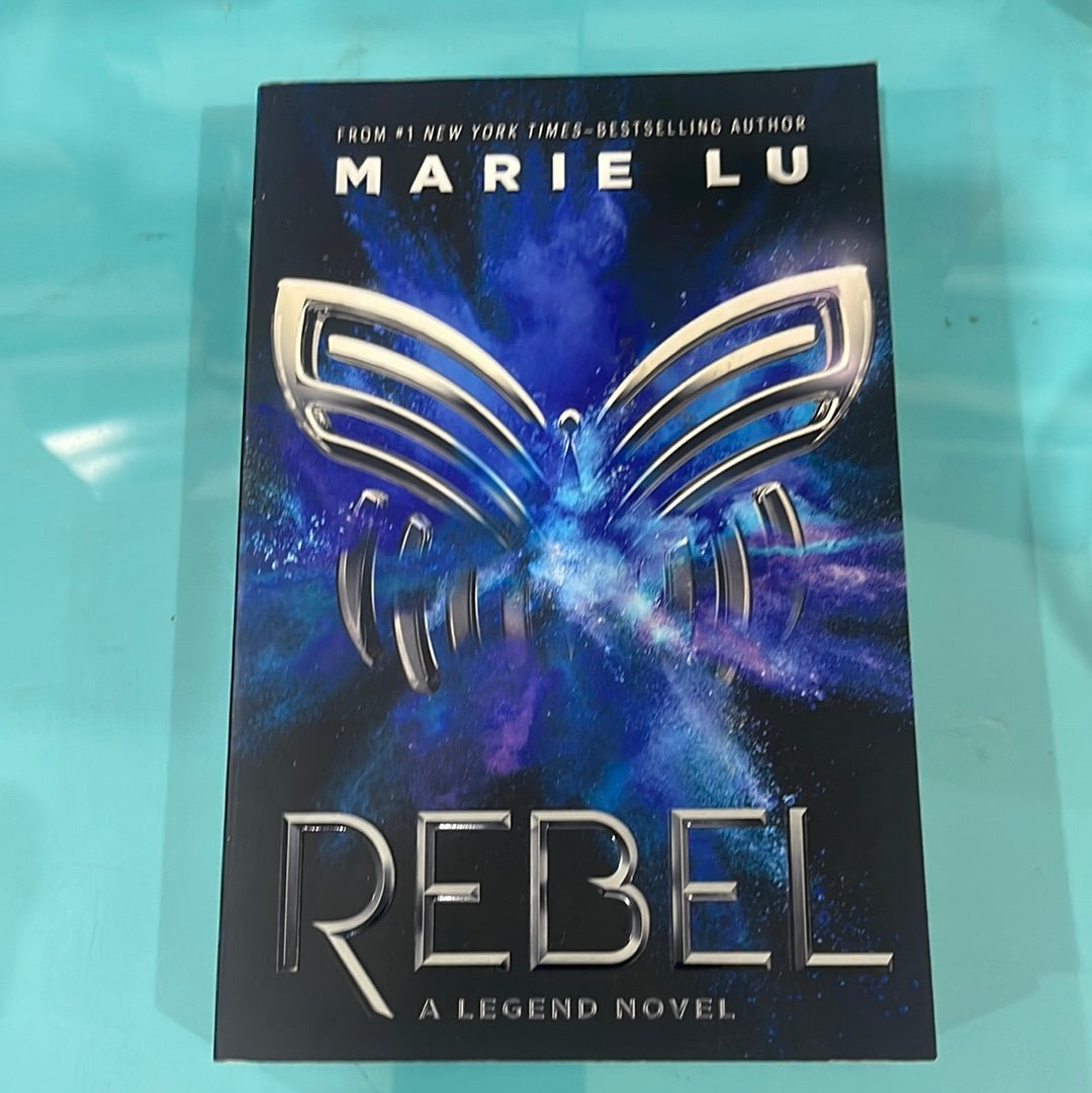 Rebel - Marie Lu