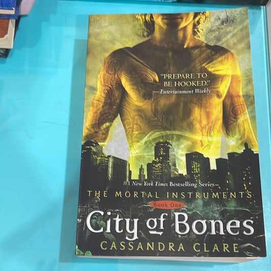 City of bones - Cassandra Clare