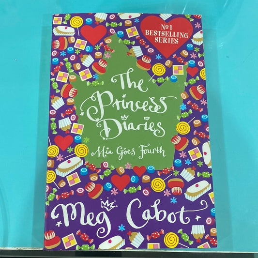 The princess diaries Mia goes fourth- Meg Cabot